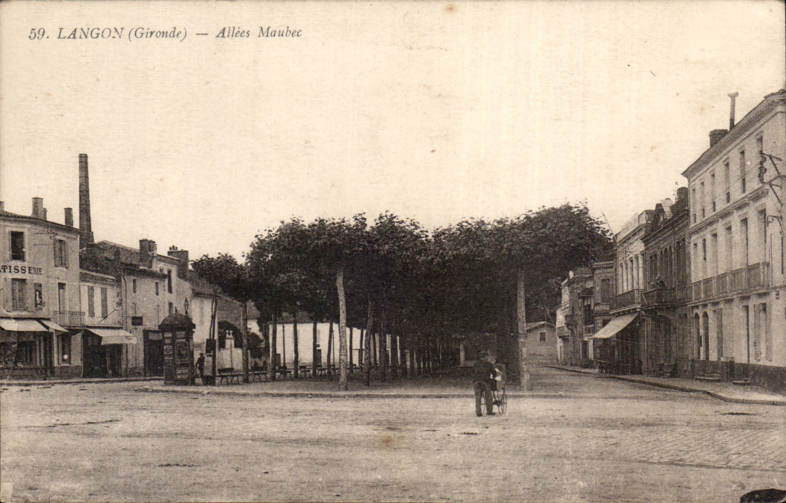 Langon CPA Les allees Maubec