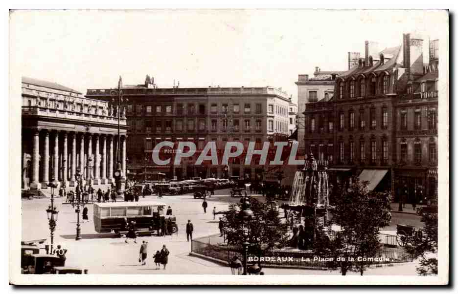 CPSM Bordeaux La place de la comedie