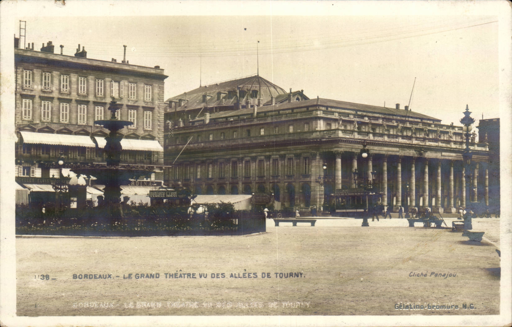 Bordeaux CPA Le grand theatre vu des allees de Tourny