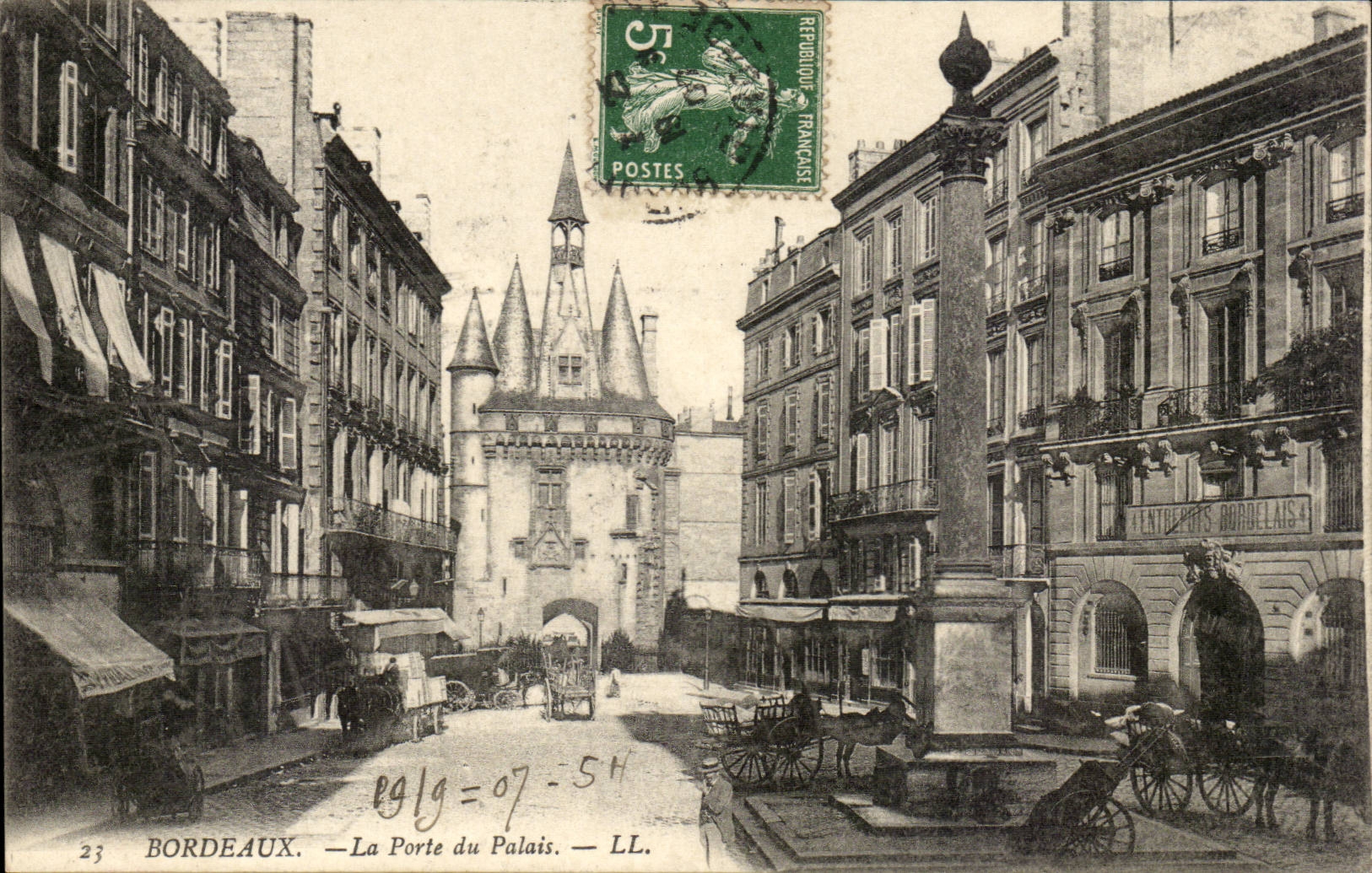Bordeaux CPA La porte du palais