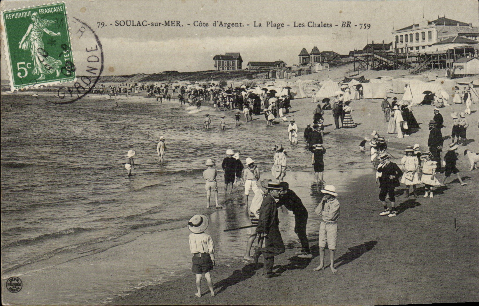 CPA Soulac sur mer la plage Les chalets