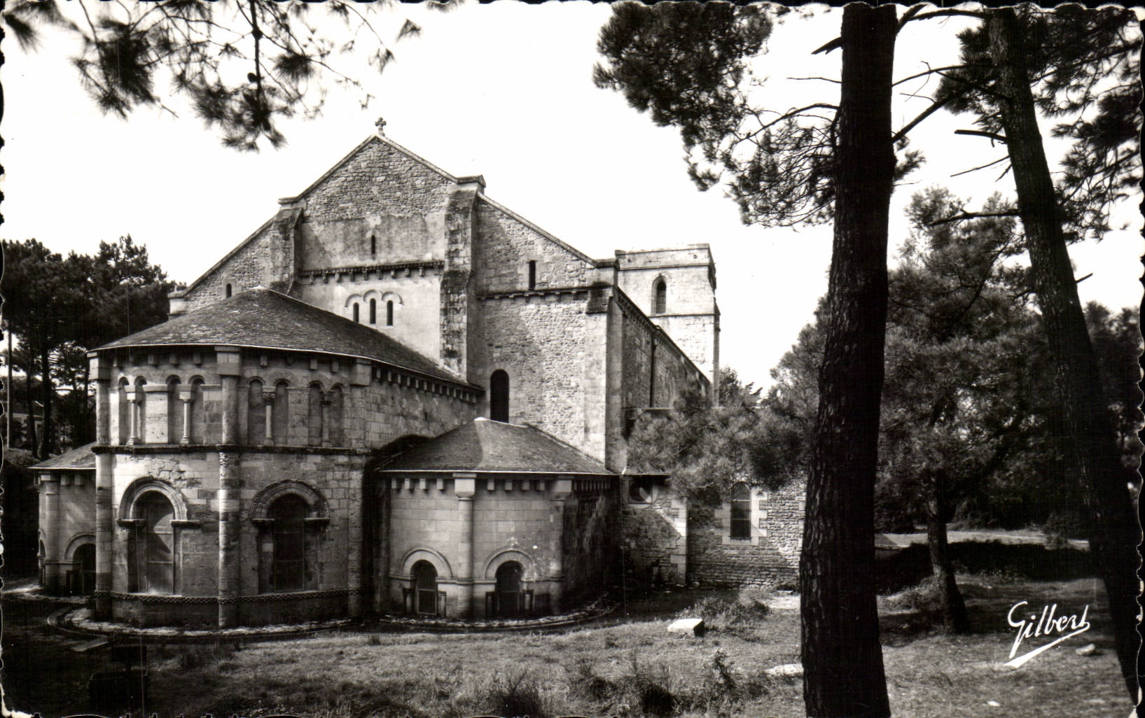 Soulac sur Mer CPM Basilique de Notre Dame de la Fin des terres