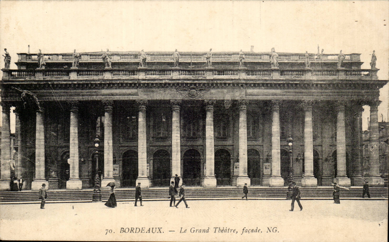 CPA Bordeaux Le grand theatre facade