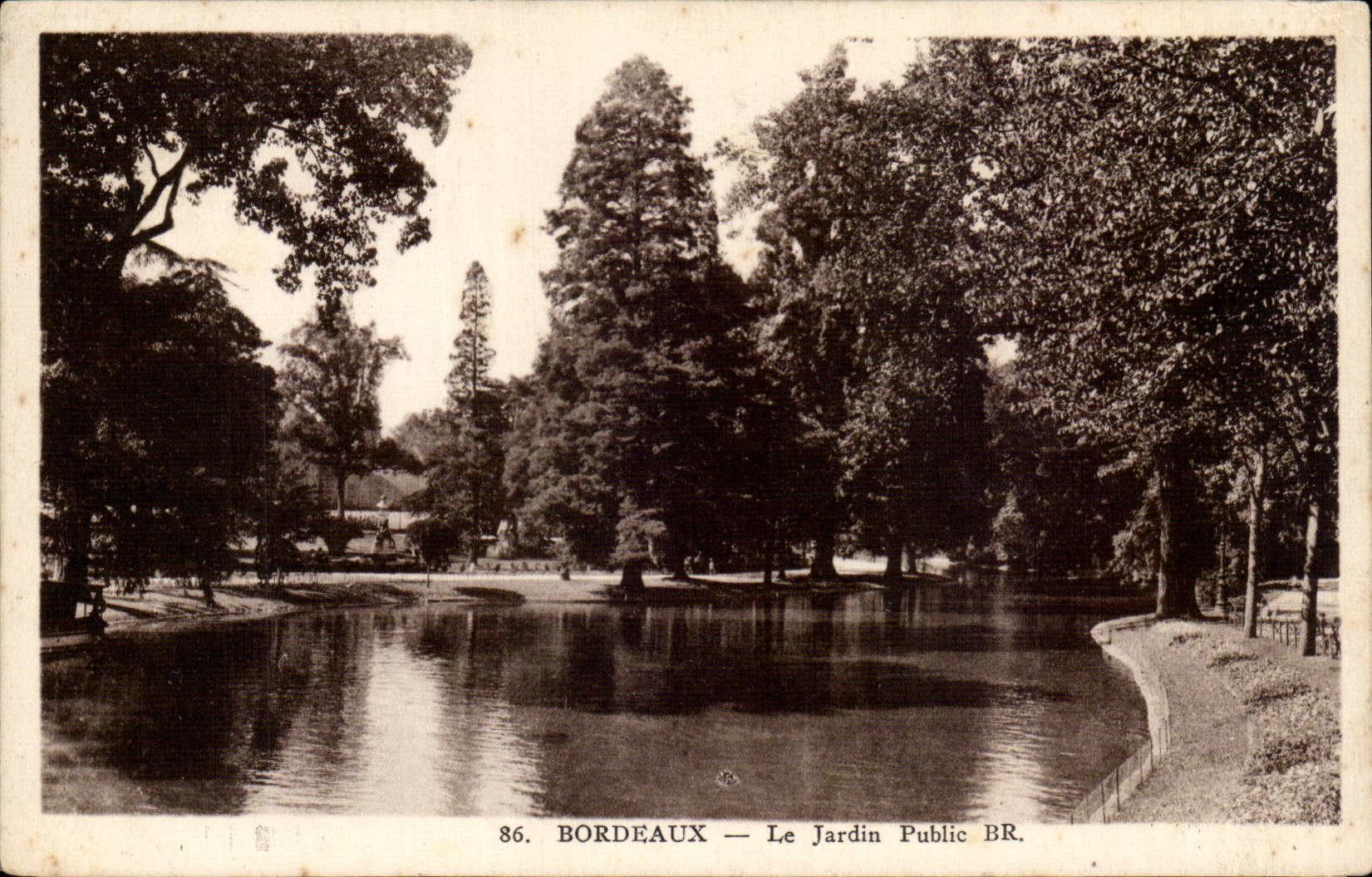 CPA Bordeaux Le jardin public