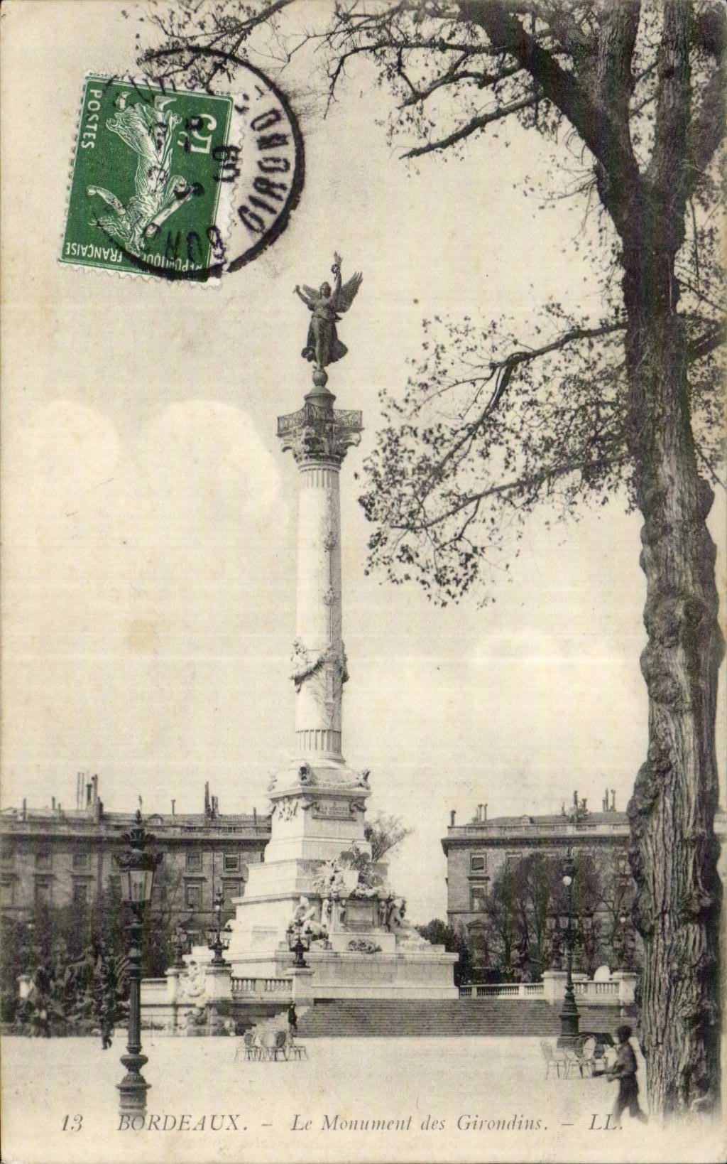 Bordeaux CPA Le monument des Girondins