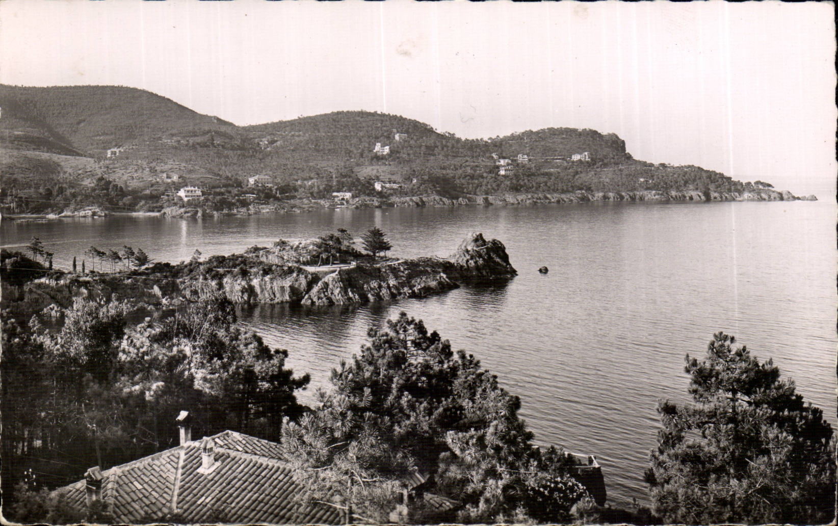 La Presqu'île de la Tunisienne et la Pointe de l'Esquillon — Éditions S.E.P.T. — N° 71-29A