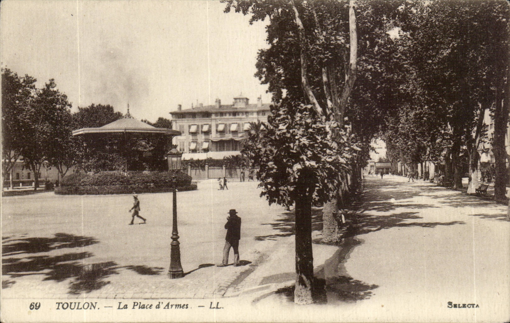 Toulon CPA La place d'armes