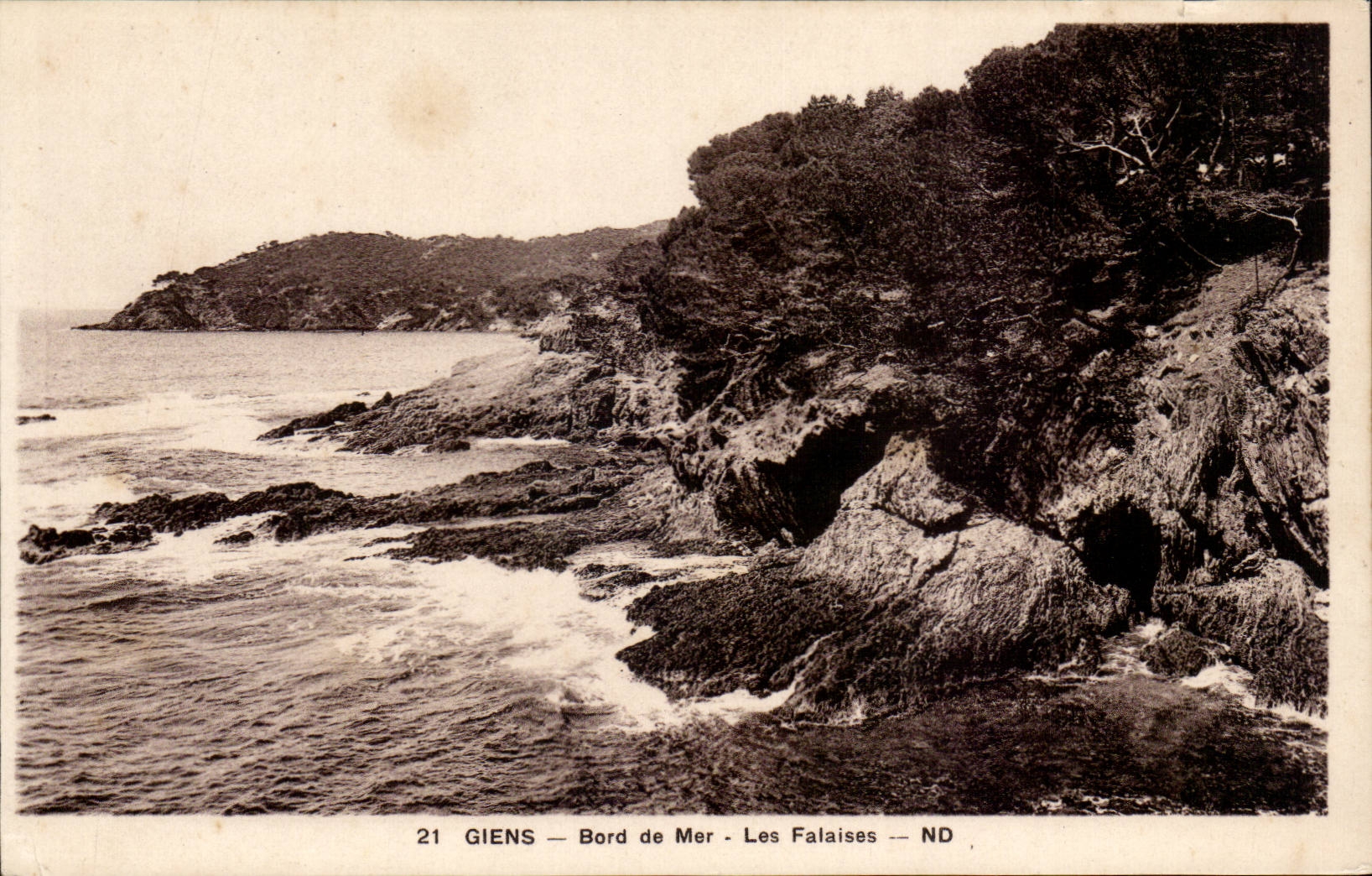 Giens — Bord de Mer — Les Falaises — ND
