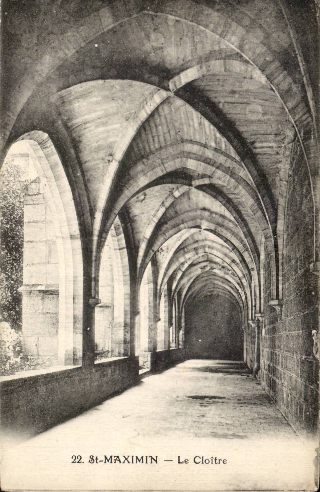 St maximin CPA Le cloitre