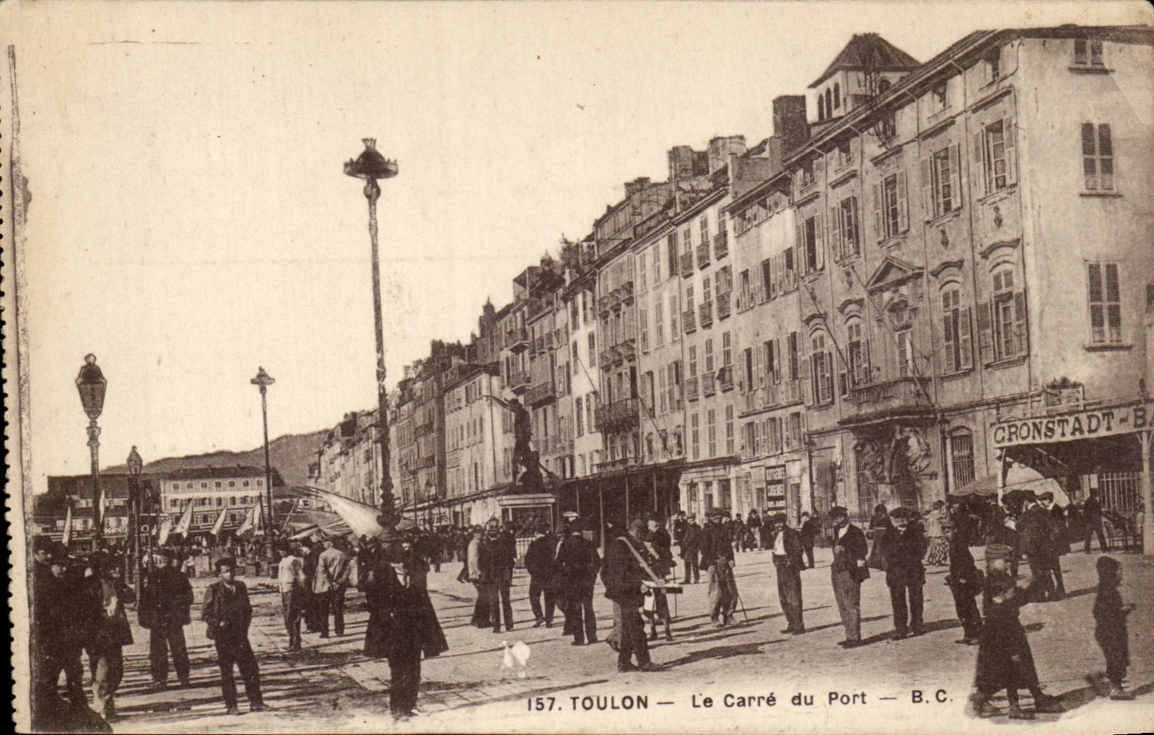 Toulon — Le Carré du Port — B.C. — éditeur B.C. n° 157