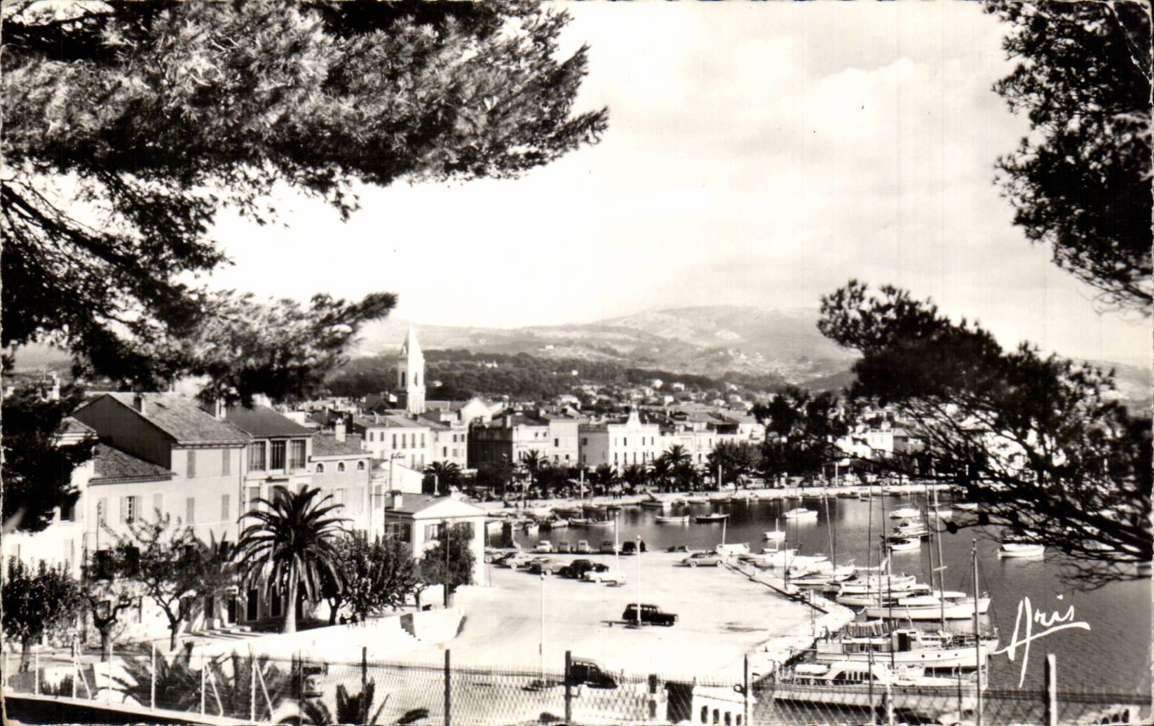 Sanary sur mer CPM Vue generale