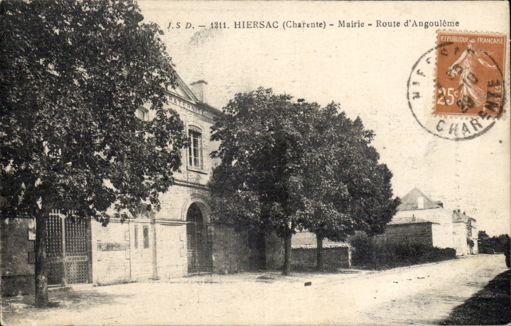 Hiersac - Mairie - Route d'Angouleme CPA 