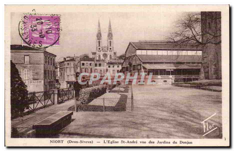Niort (Deux-Sèvres) — L'Église Saint-André vue des Jardins du Donjon
