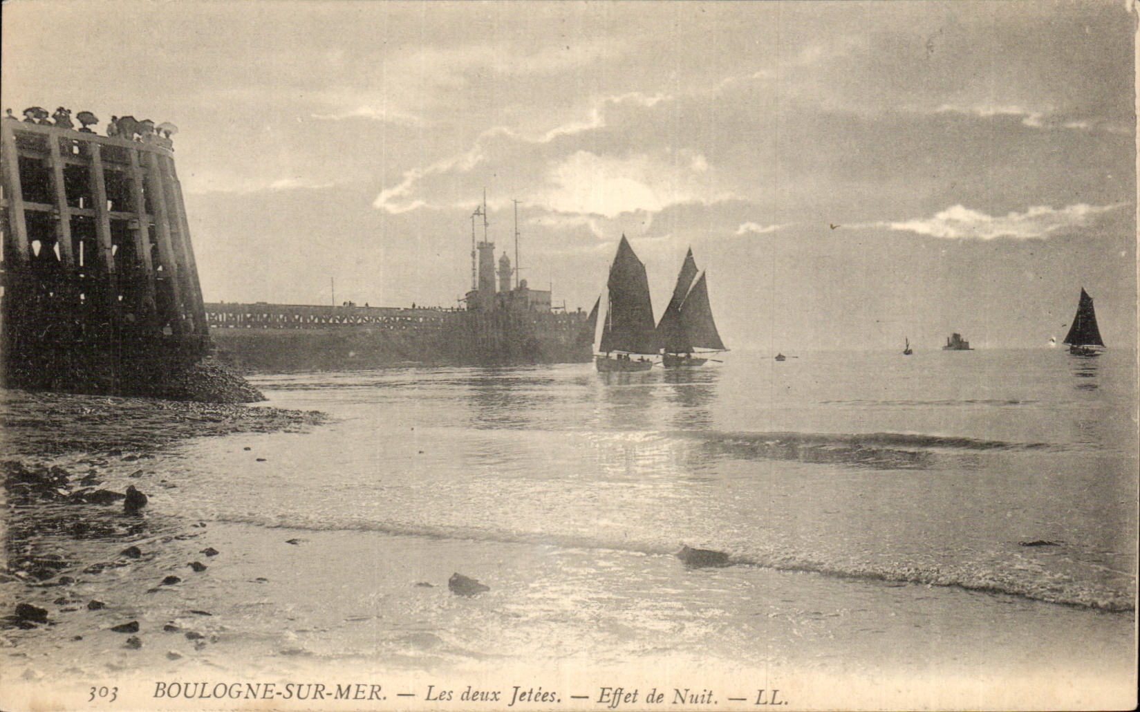 Boulogne-sur-Mer — Les deux Jetées — Effet de Nuit — LL.