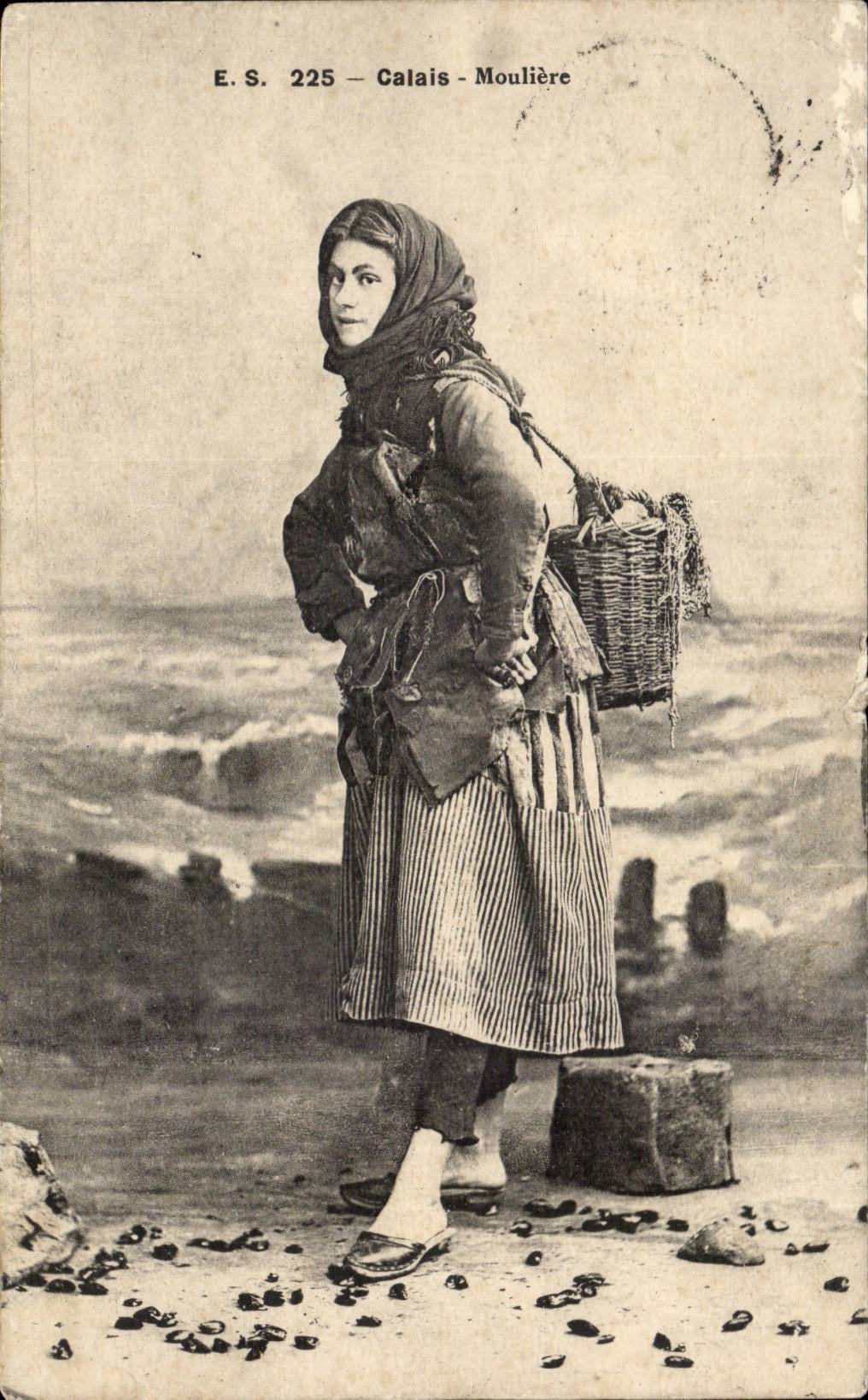 Femme au panier — Calais - Moulière — E.S. 225