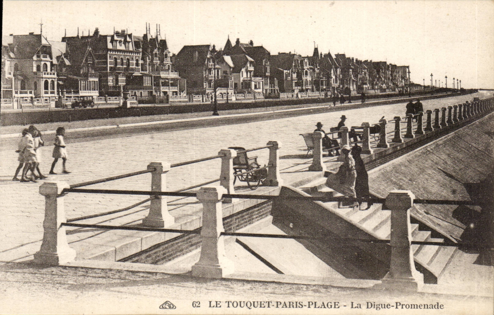 Le Touquet-Paris-Plage - La Digue-Promenade — éditeur C* Alliance des Arts Photographiques, Strasbourg — n° de série 62