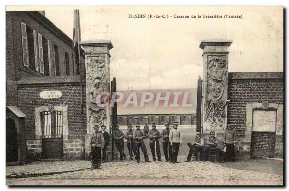 Hesdin - Caserne de la Frezelier - l'entree - CPA 
