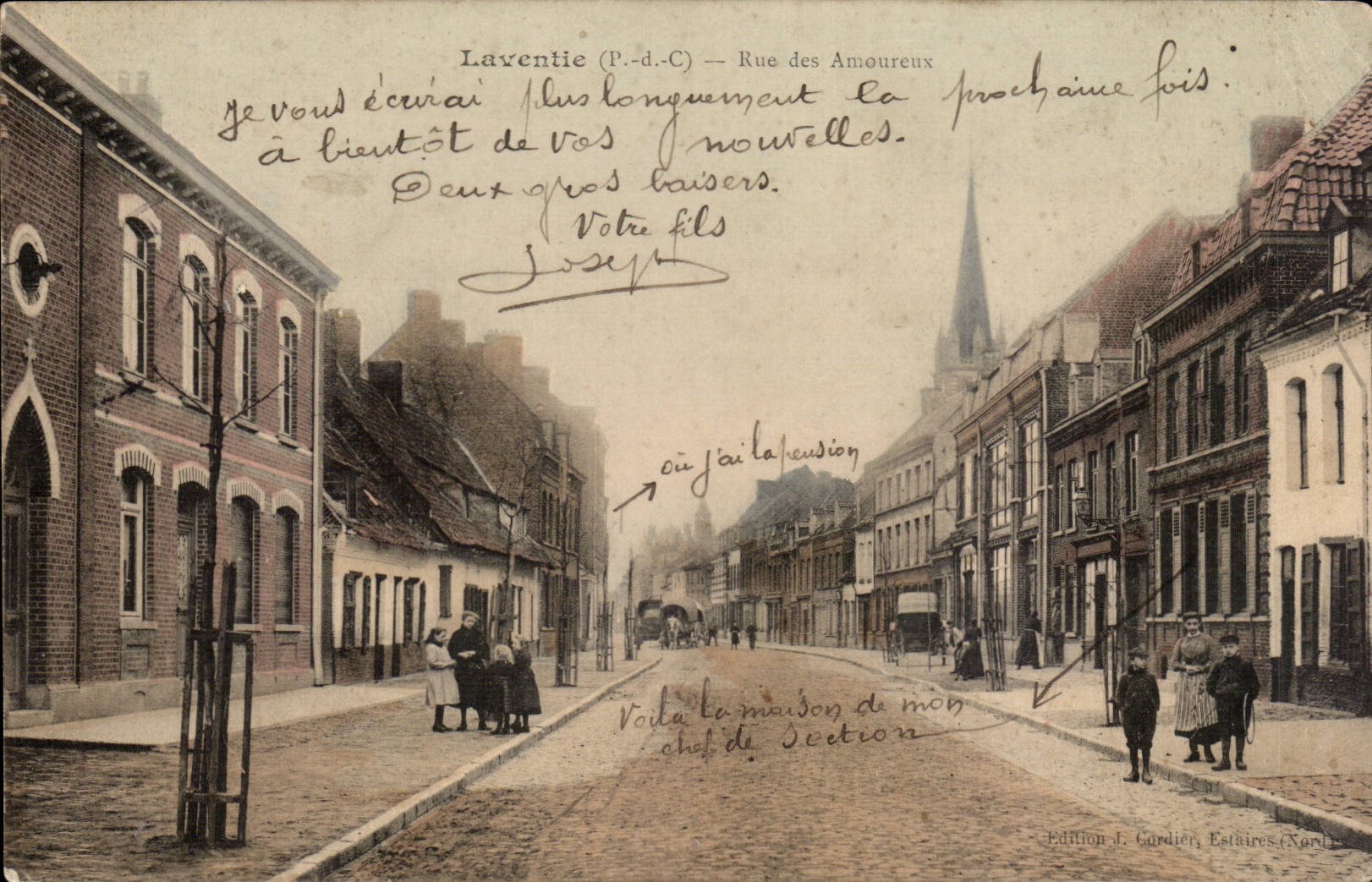 Laventie (P.-d.-C.) — Rue des Amoureux — Édition J. Gardier, Estaires (Nord)