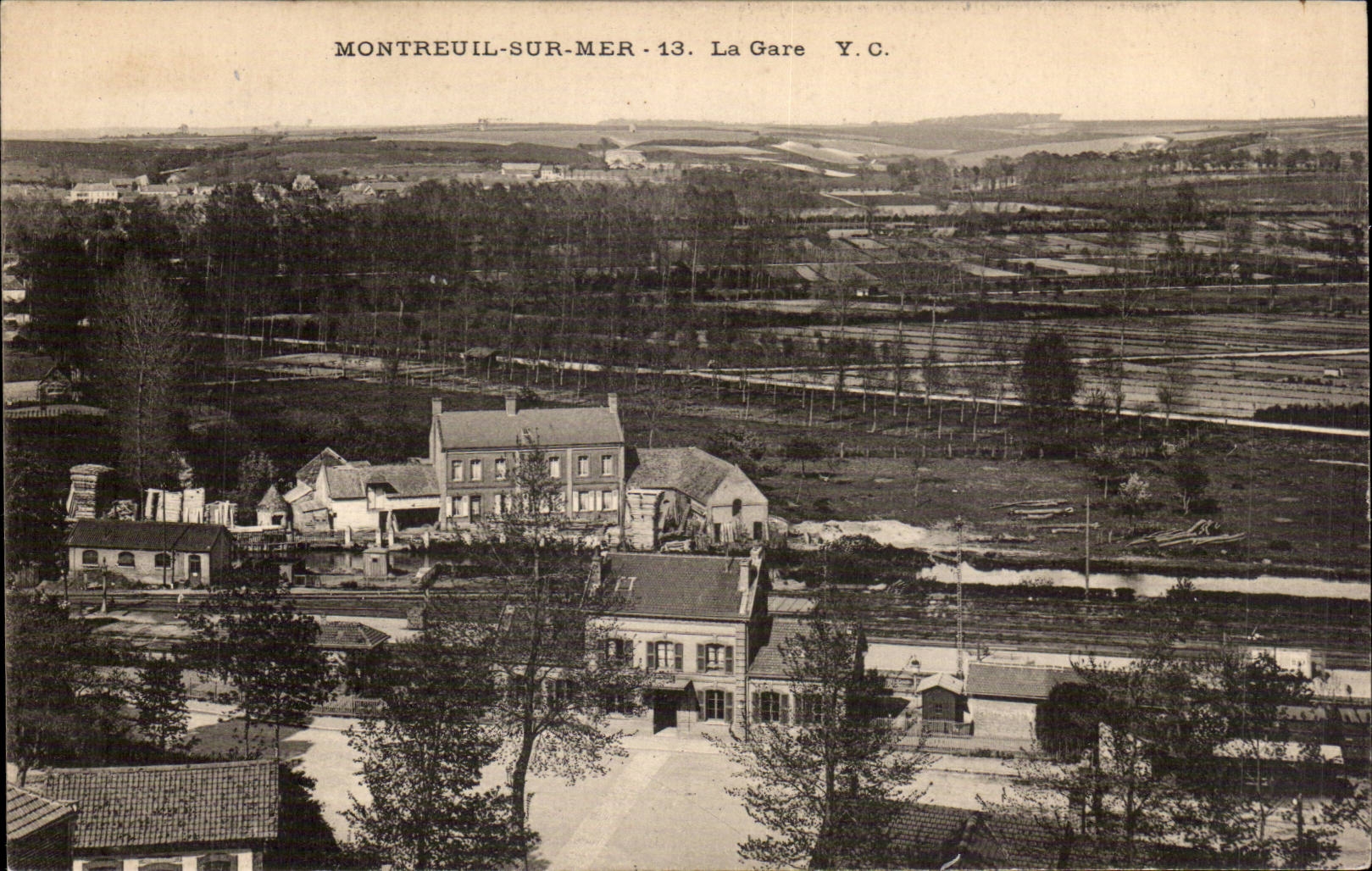Montreuil sur Mer - La Gare - CPA 
