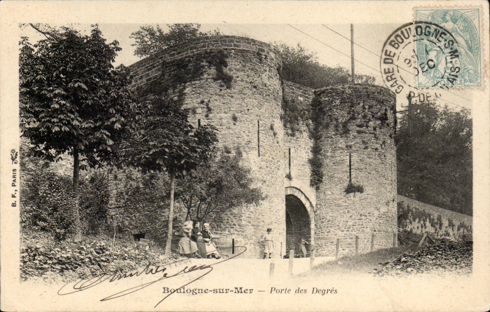 Boulogne-sur-Mer — Tor zur Treppe — B.F. Paris