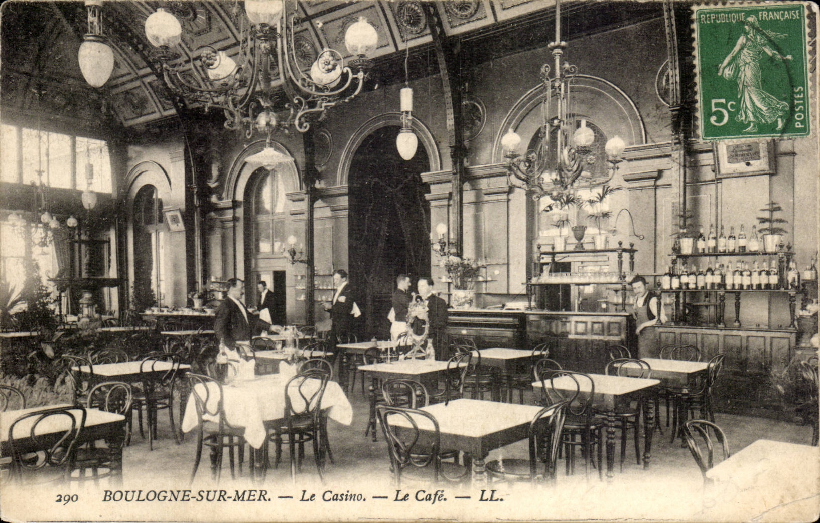 Boulogne sur Mer - Le Casino - Le Cafe CPA 