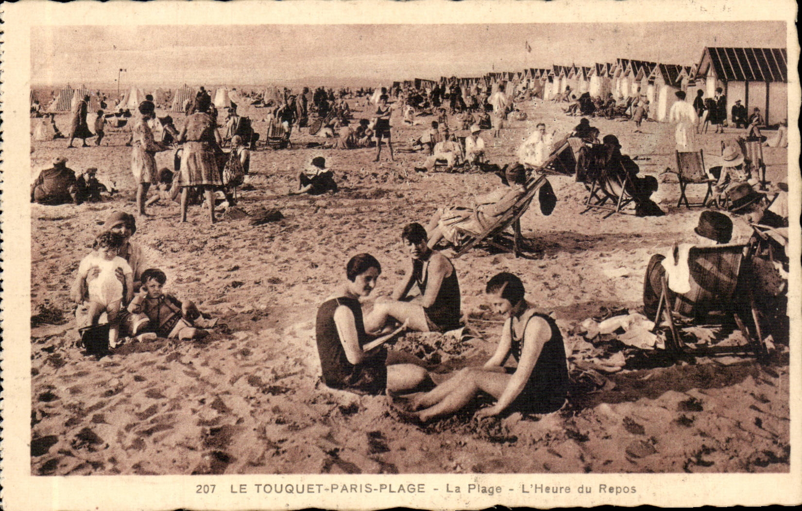 Le Touquet-Paris-Plage - La Plage - L'Heure du Repos — Édition spéciale Jour, 82, Rue de Paris