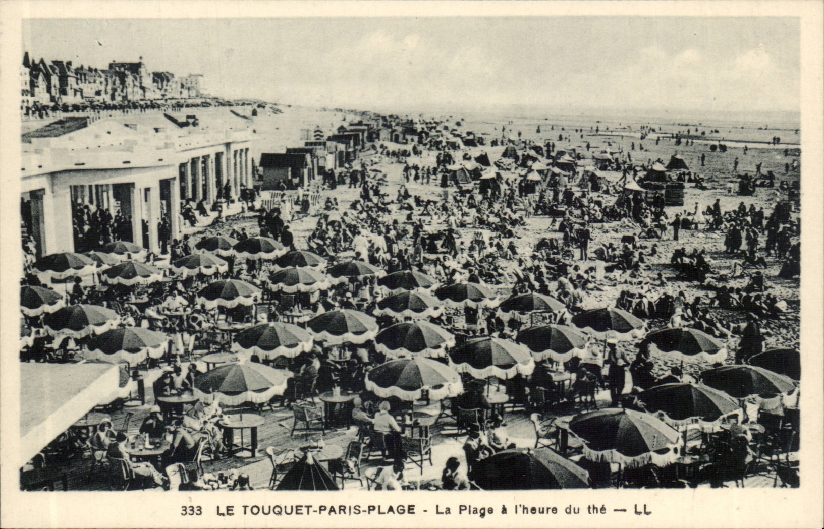Le Touquet Paris Plage - La Plage a l'heure du The - CPA 