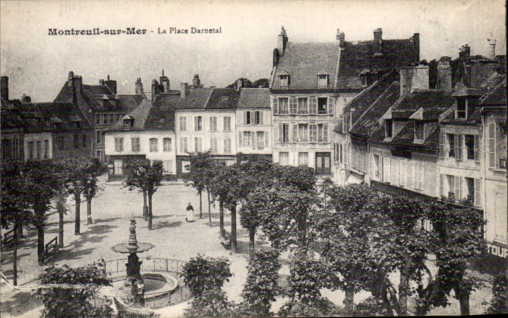 Montreuil sur Mer - La Place Darnetal - CPA 
