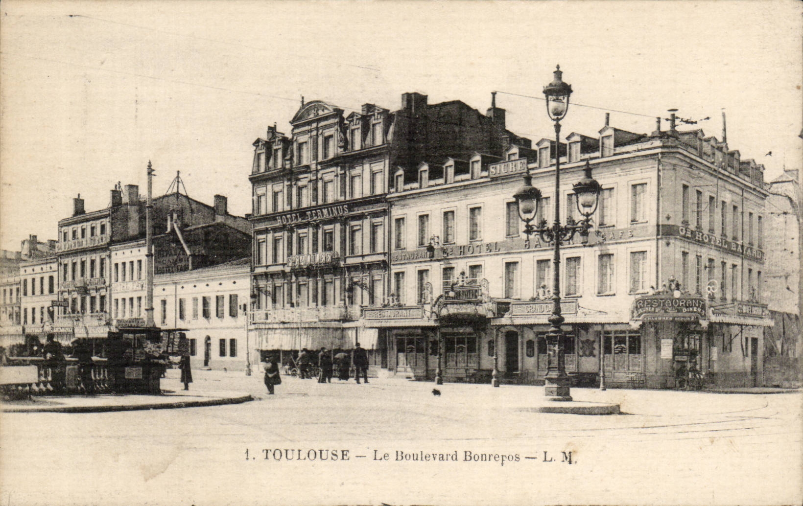 Toulouse — Le Boulevard Bonrepos — L. M.