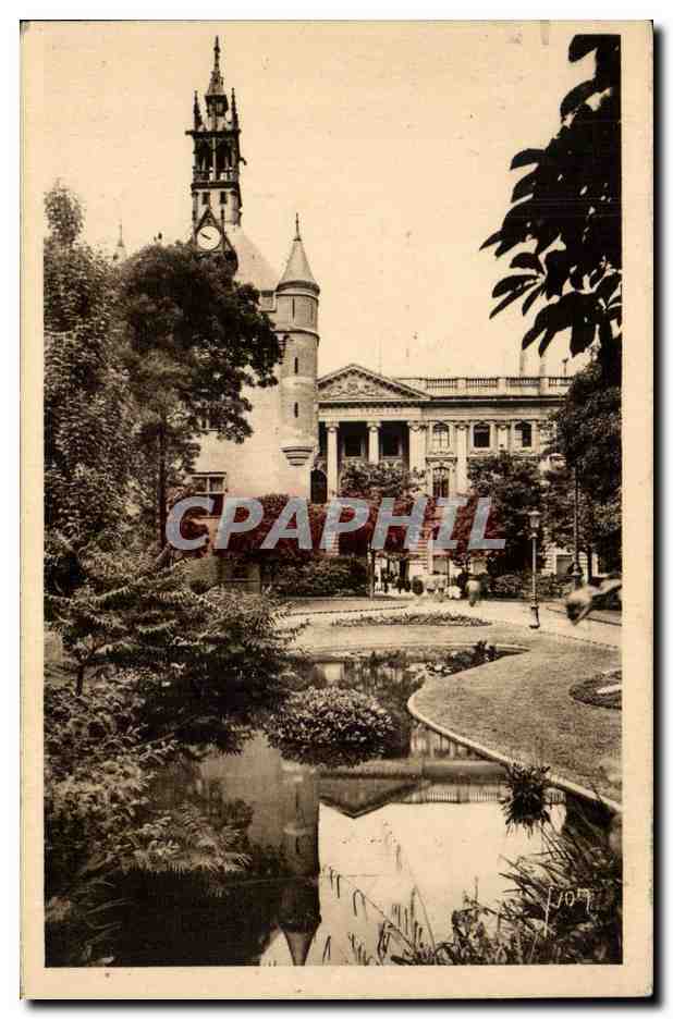 Toulouse - Le Donjon du Capitole et le Square CPA 