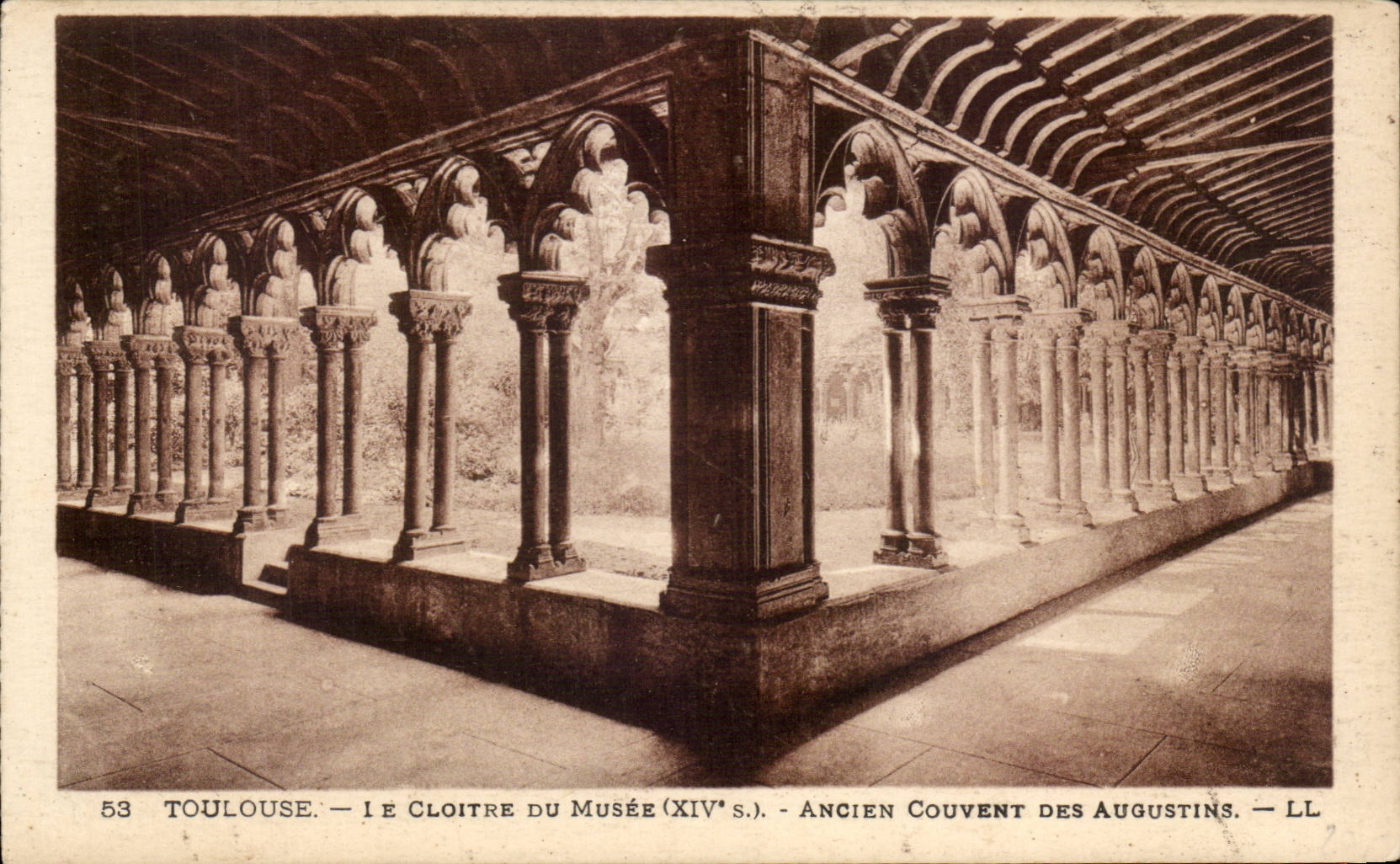 Toulouse — Le Cloître du Musée (XIVe s.) — Ancien Couvent des Augustins — LL