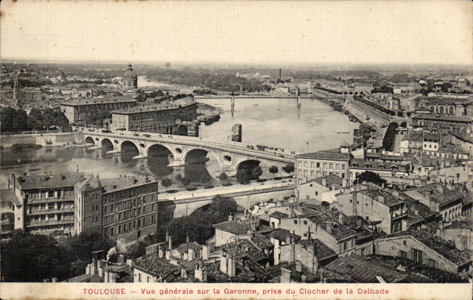 Toulouse — Vue générale sur la Garonne, prise du Clocher de la Dalbade