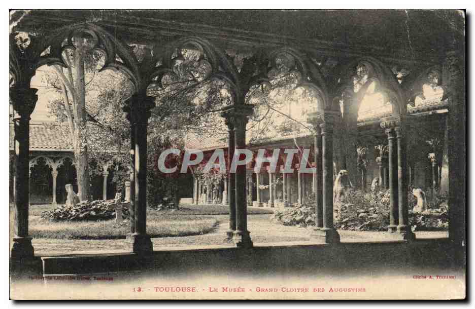 Toulouse - Le Musée - Grand Cloître des Augustins — cliché A. Trentani