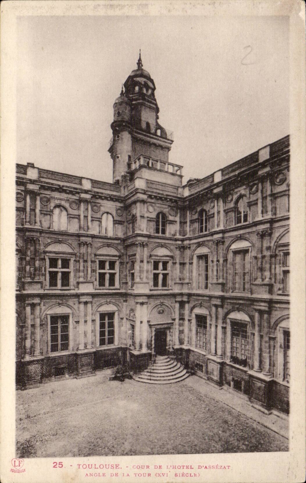 Toulouse - Cour de l'Hôtel d'Assézat, angle de la tour (XVIe siècle) — éditeur LF Toulouse, n° 25