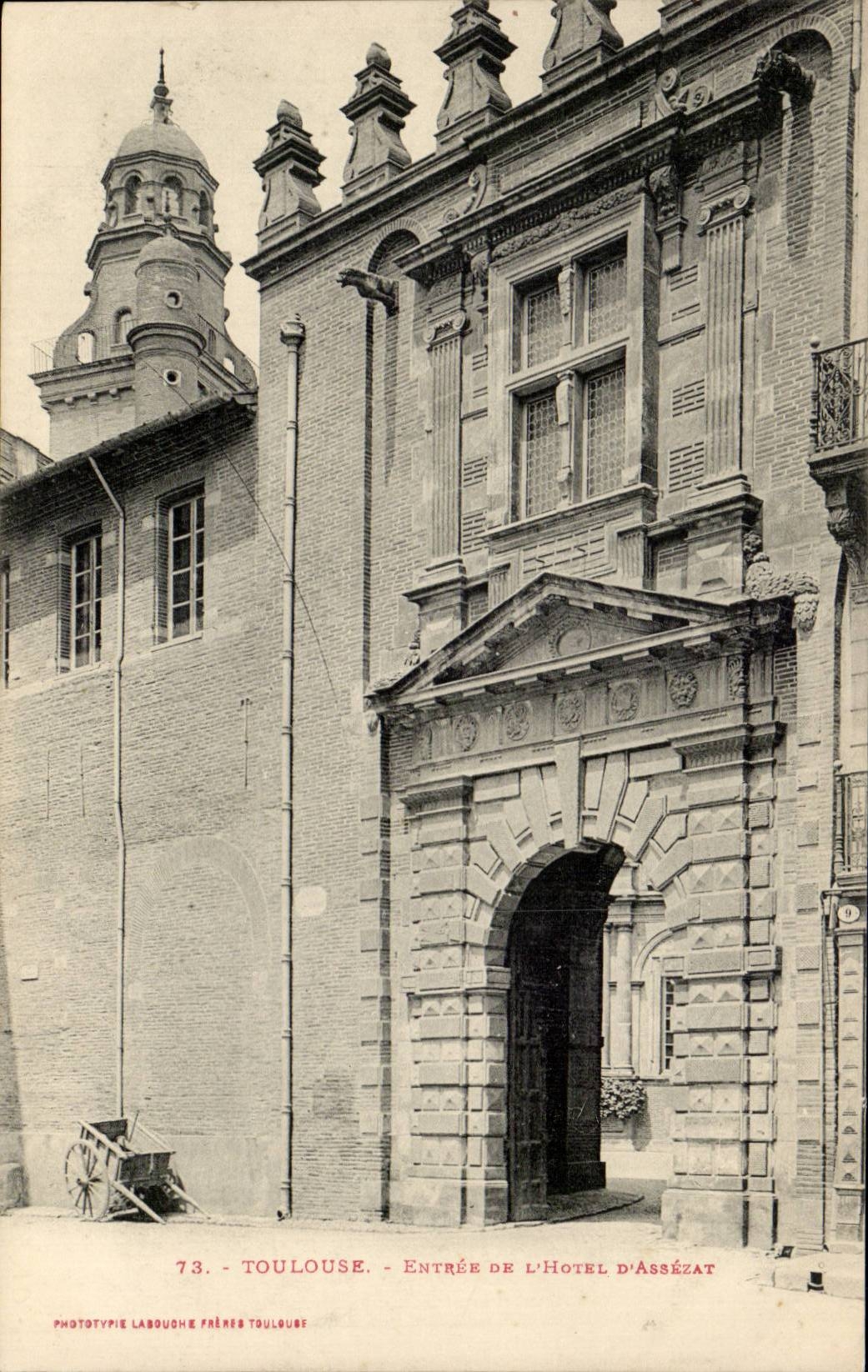 Toulouse - Entree du Hotel d'Assezat - CPA 