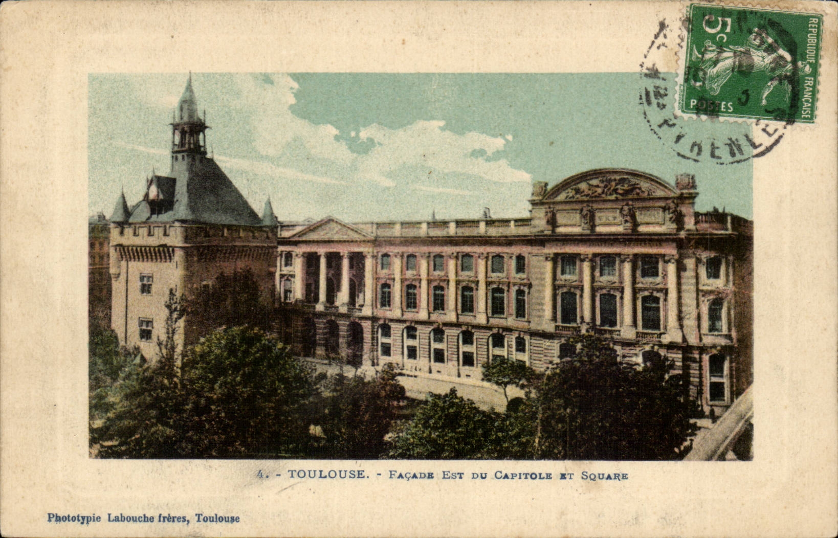 Toulouse - Facade Est du Capitole et Square - CPA 