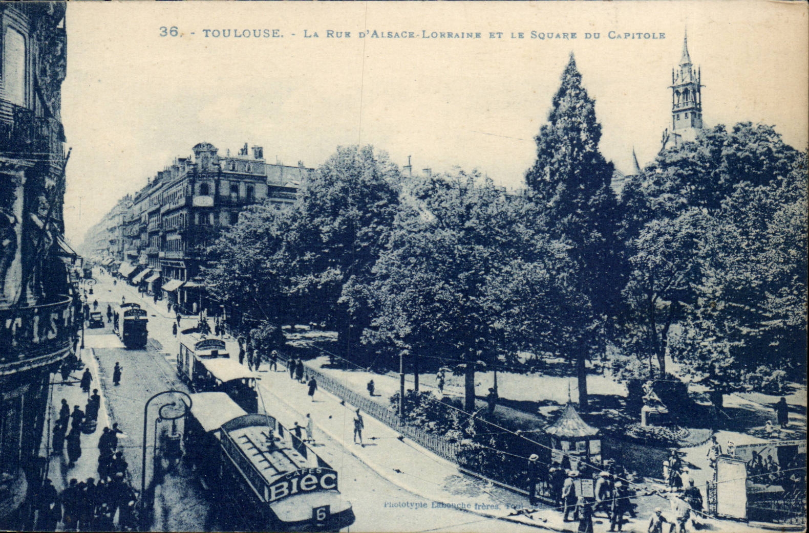 Toulouse - La Rue d'Alsace Lorraine - Square du Capitole - CPA 