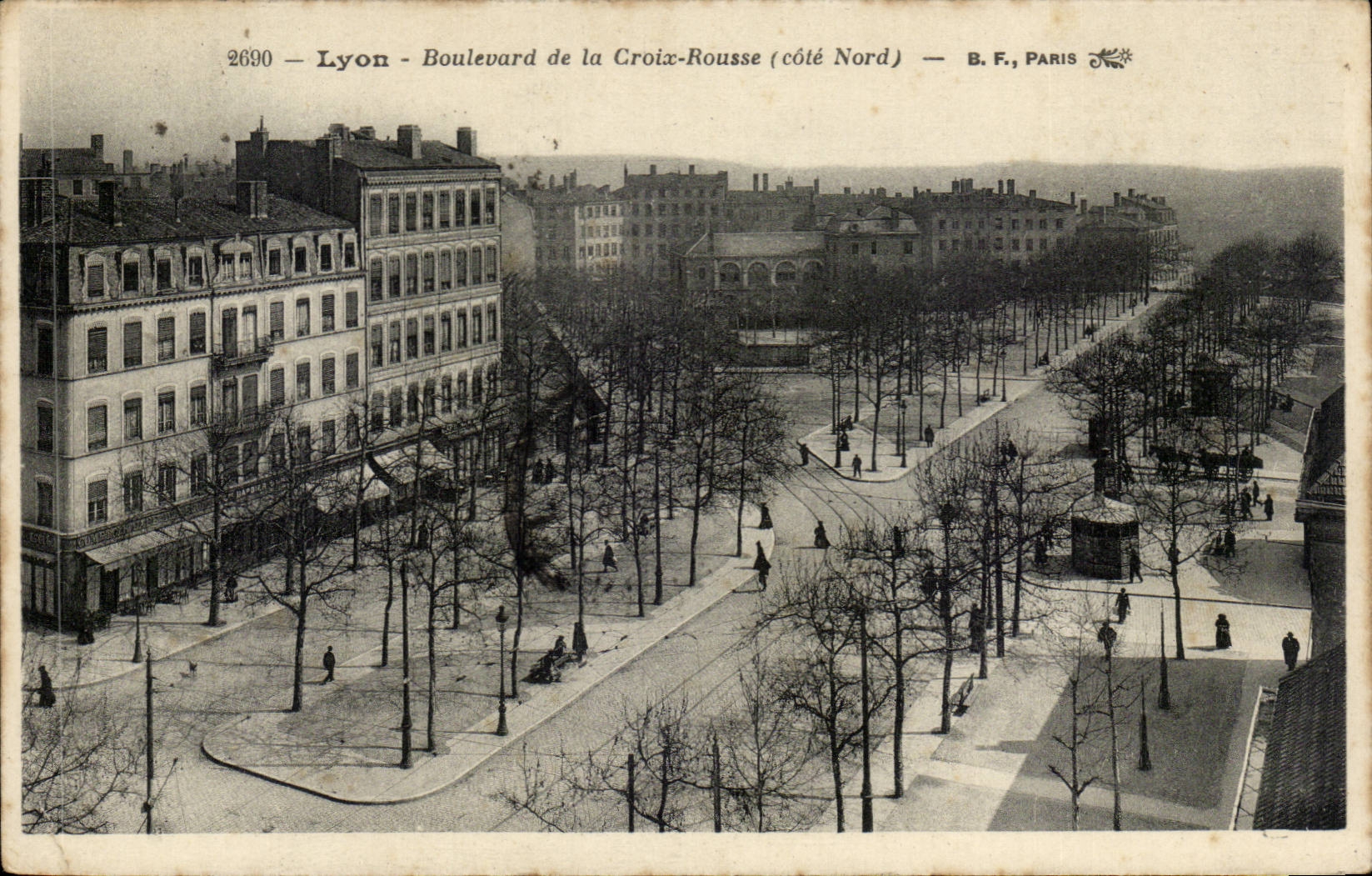 Lyon - Boulevard de la Croix Rousse - CPA 