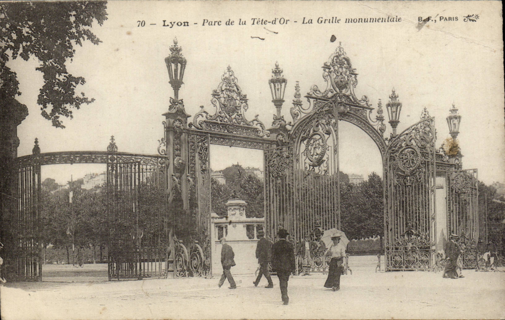 Lyon - Parc de la Tete d'Or - La Grille Monumentale - CPA 