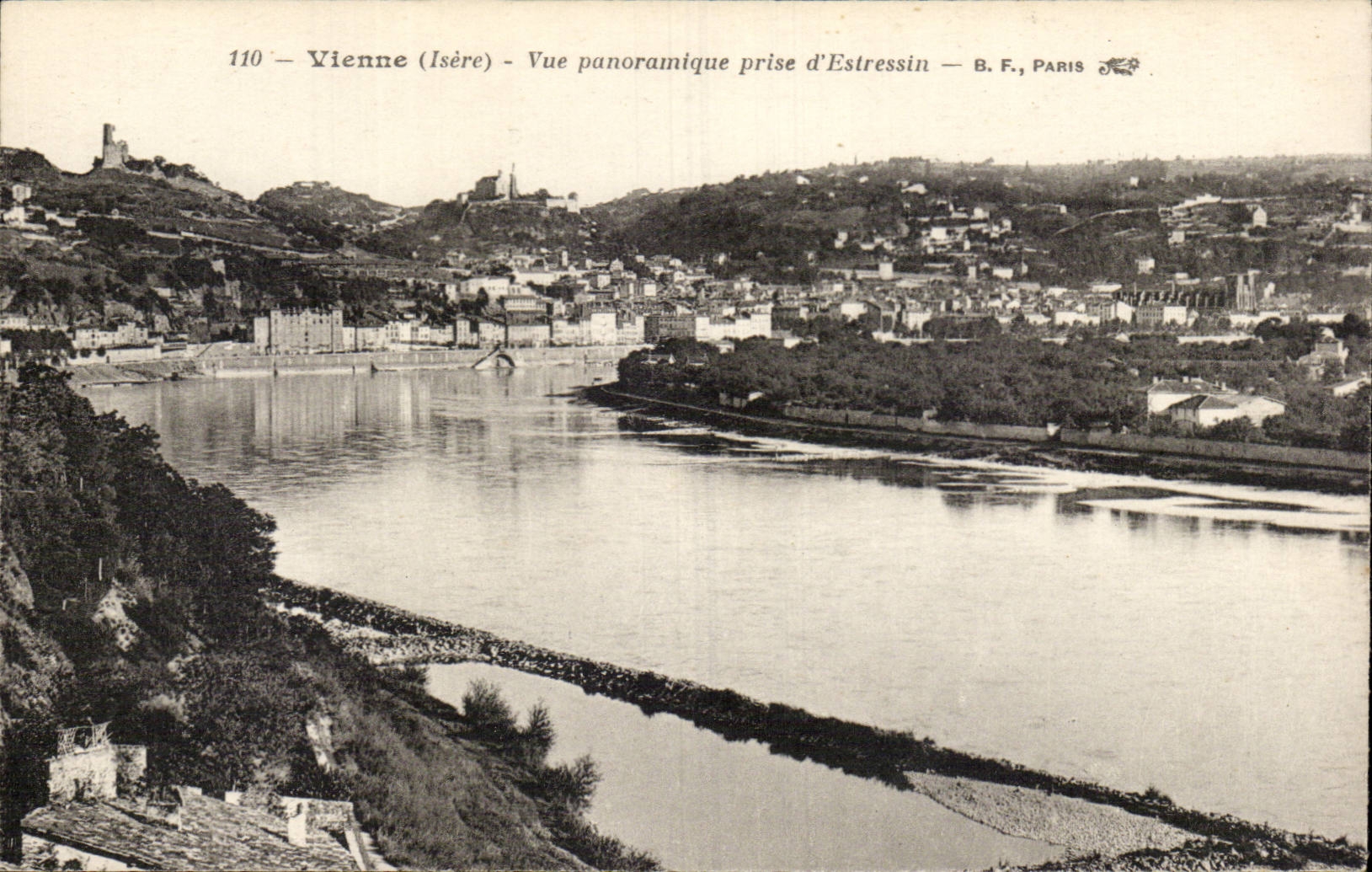Vienne (Isère) — Panoramablick von Estressin — B.F., Paris
