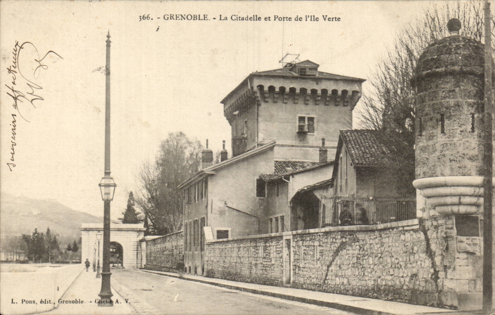 Grenoble - La Citadelle et Porte de l'ile Verte - CPA 