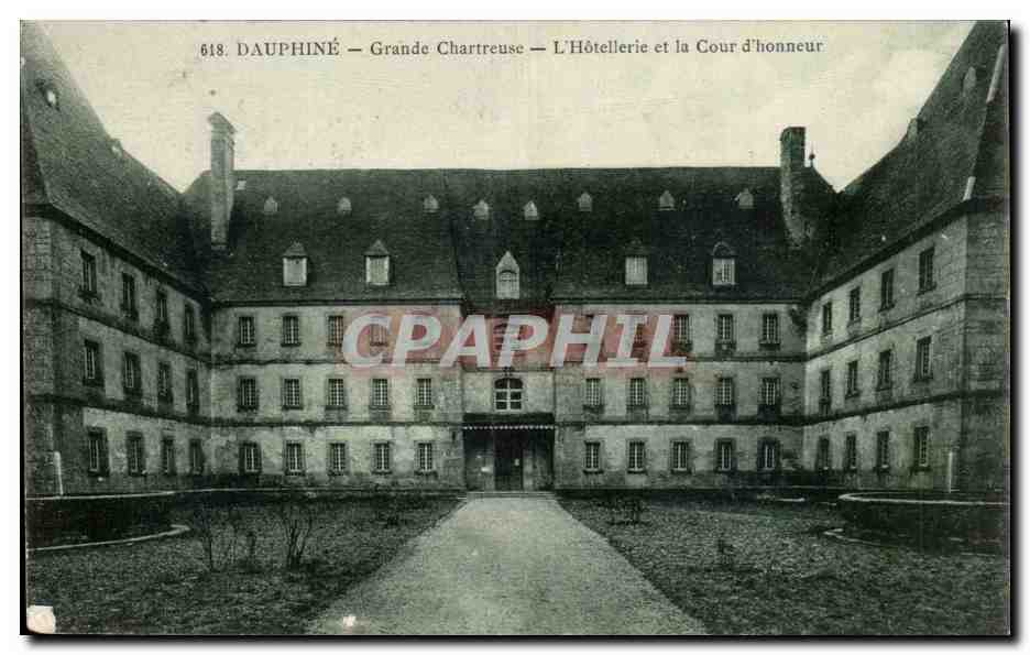 Dauphiné — Grande Chartreuse — Das Hotel und der Ehrenhof — P.G. phot.-edit. Grenoble