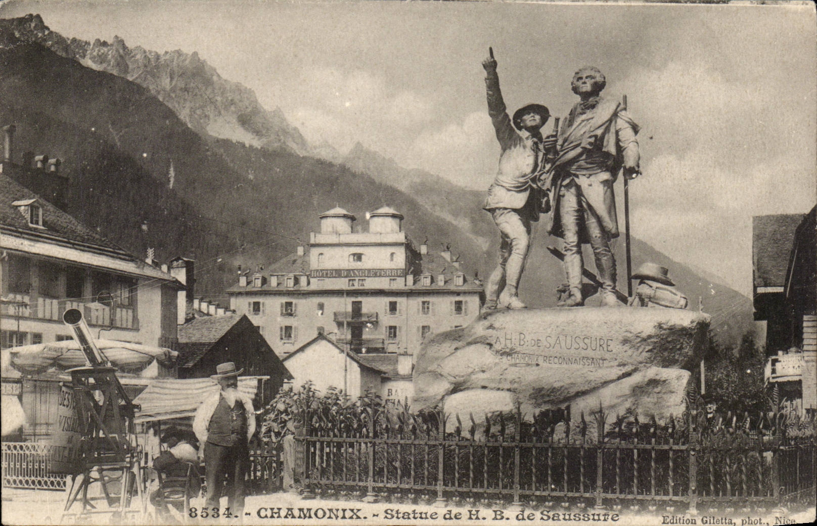 Chamonix — Statue de H.B. de Saussure — Edition Gilletta, phot. Nion