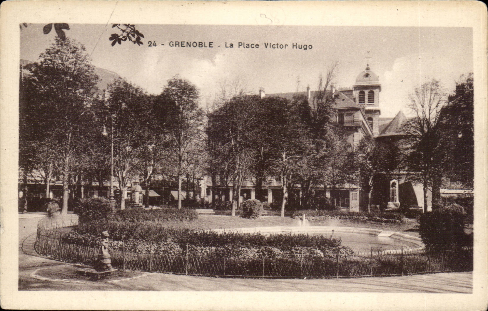 Grenoble - La Place Victor Hugo CPA 