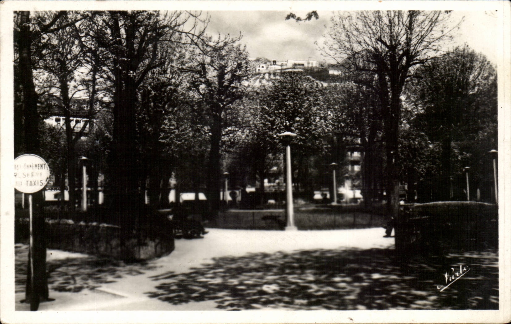 Grenoble - Place Victor Hugo et la Bastille CPA 