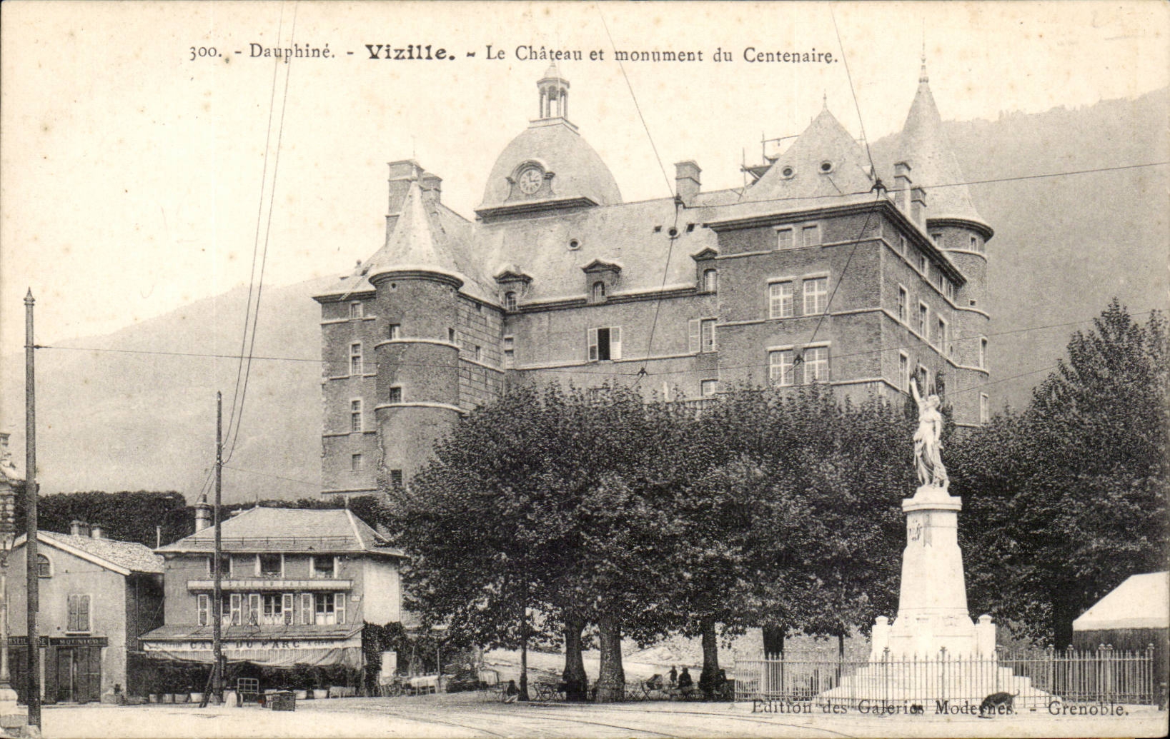 Vizille — Schloss und Gedenkstein zum Centenarius — Edition des Galeries Modernes, Grenoble