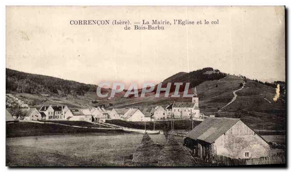 Corrençon (Isère) — La Mairie, l'Église et le col de Bois-Barbu