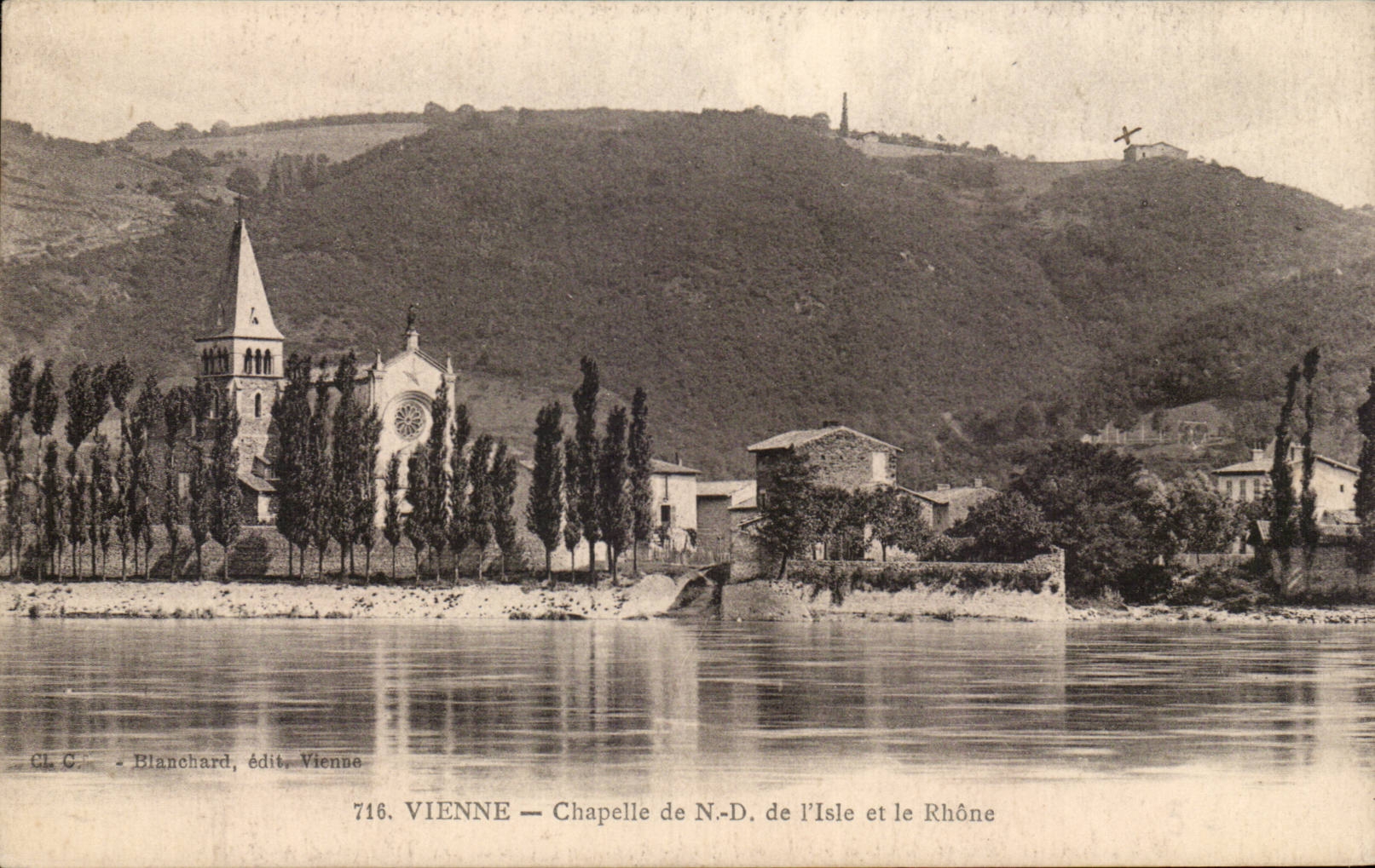 Vienne - Chapelle de Notre Dame et l'Isle du Rhone - CPA 