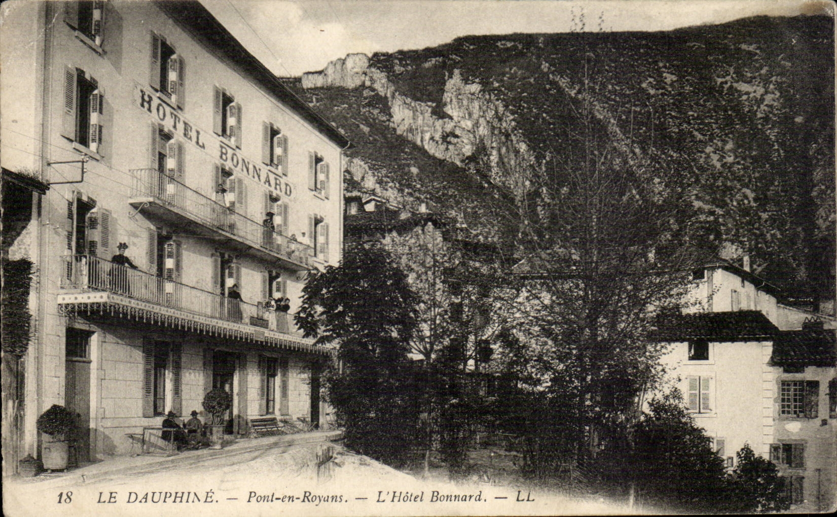 L'Hôtel Bonnard — Pont-en-Royans — LL