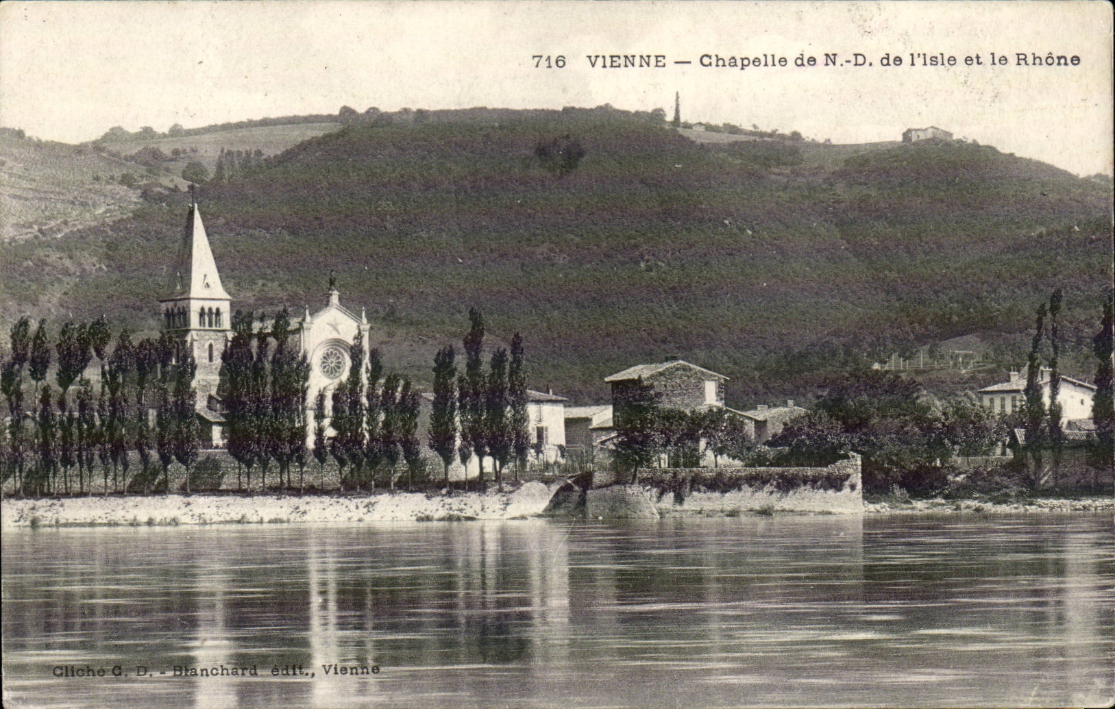 Vienne CPA Chapelle de ND de l'Isle et le rhone